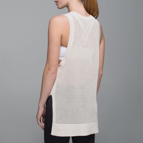 RARE Lululemon Simply The Vest - Picture 3 of 14